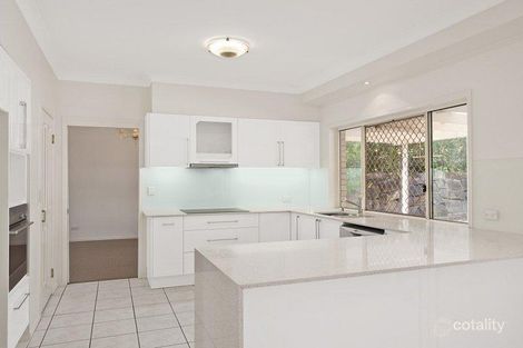 Property photo of 39 Oakley Street Carindale QLD 4152