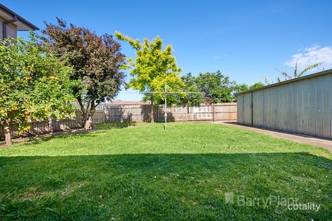 Property photo of 77 Shelton Crescent Noble Park North VIC 3174