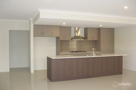 3/118 Thomas St, Queens Park, WA 6107