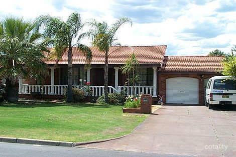 Property photo of 19 Deschamp Road Noranda WA 6062