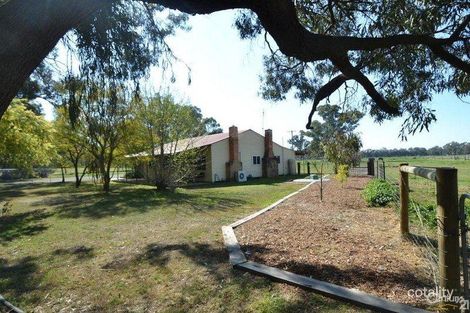 Property photo of 5 Simmie Road Echuca Village VIC 3564