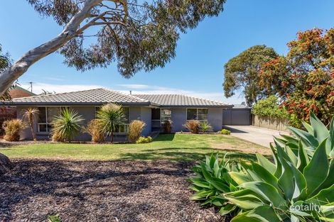 22 Lerunna Ave, Hallett Cove, SA 5158