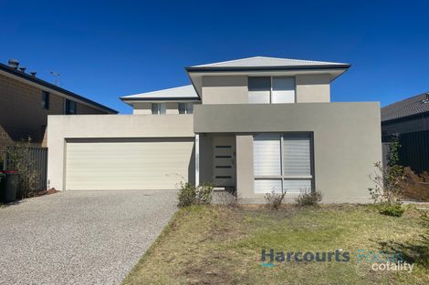 23 Elderflower St, Treeby, WA 6164