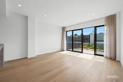 Property photo of 8/666 North Road Ormond VIC 3204