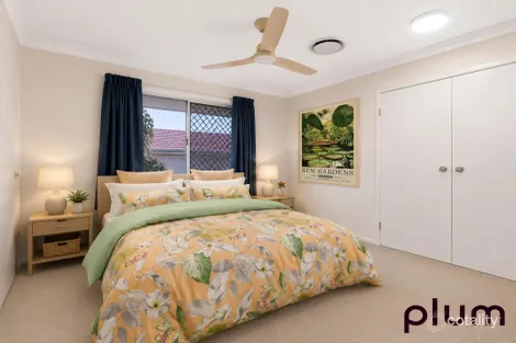 Property photo of 17 Boyd Terrace Brookfield QLD 4069