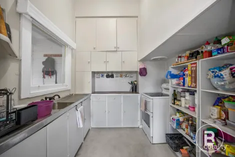 Property photo of 7 Obeirne Lane Linton VIC 3360