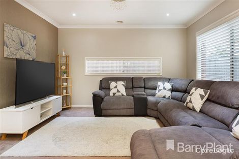 Property photo of 28 Newstead Street Keysborough VIC 3173