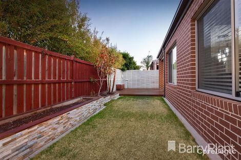 Property photo of 28 Newstead Street Keysborough VIC 3173