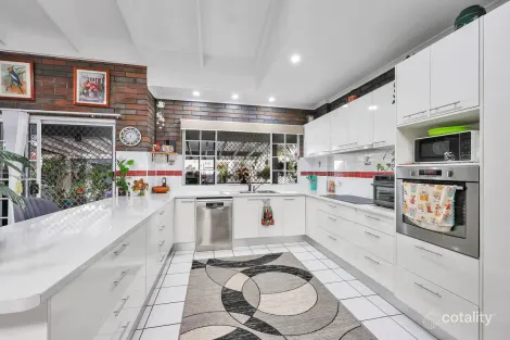 Property photo of 35 Beach Drive Burrum Heads QLD 4659