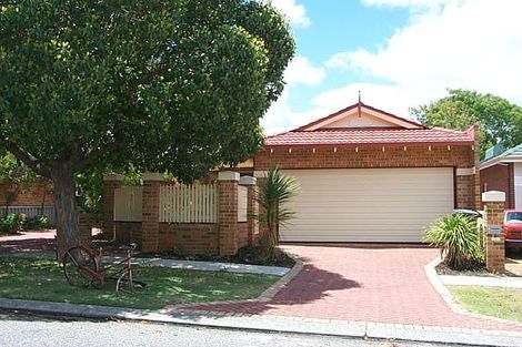 70b Burniston St, Scarborough, WA 6019