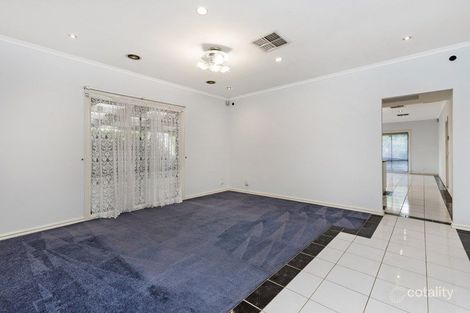 Property photo of 5 Sage Place Rowville VIC 3178