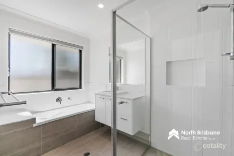 Property photo of 19 Bateman Street Deception Bay QLD 4508