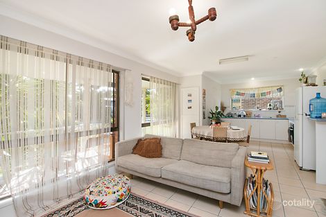 Property photo of 32 Tamarind Avenue Bogangar NSW 2488