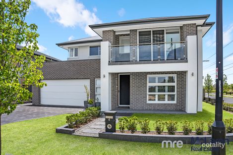 4 Helsham St, Catherine Field, NSW 2557