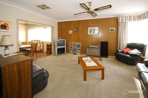 Property photo of 33 Arcade Way Avondale Heights VIC 3034