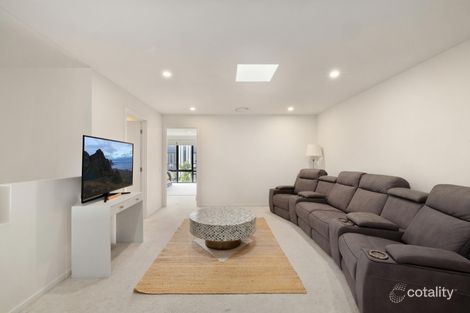 Property photo of 18J Macpherson Street Warriewood NSW 2102