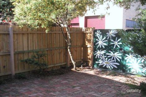 Property photo of 64 Upton Road Windsor VIC 3181