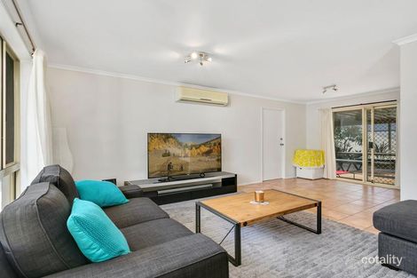 Property photo of 10 Issell Place Highland Park QLD 4211