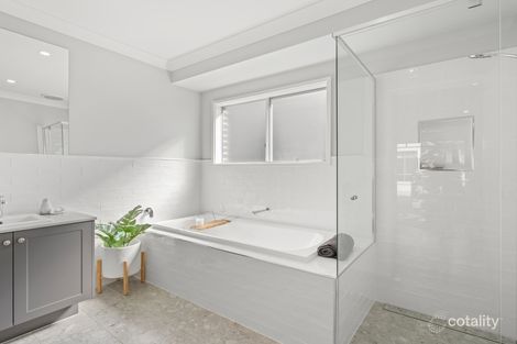 42 Virginia Rd, Hamlyn Terrace, NSW 2259