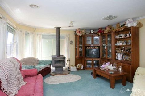 Property photo of 7 Shannon Grove Roxburgh Park VIC 3064