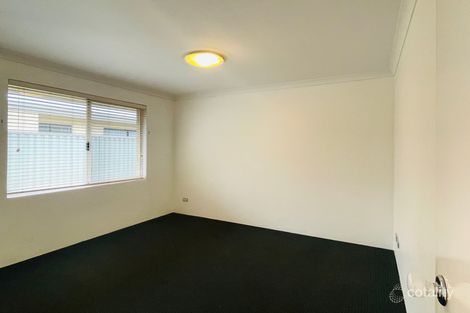 Property photo of 28 Columbia Parkway Piara Waters WA 6112