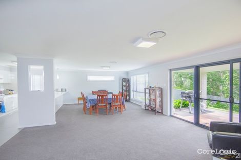 Property photo of 39 Jupiter Circuit Cameron Park NSW 2285