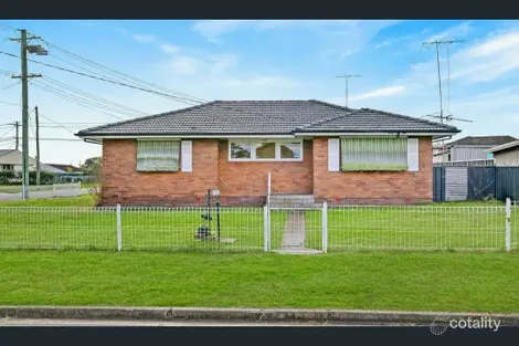 15 Moresby Cres, Whalan, NSW 2770