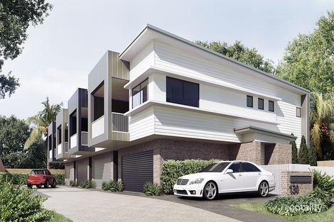 1-4/130 Eugaree St, Southport, QLD 4215