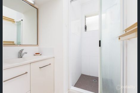 Property photo of 18 Fallbrook Street Kenmore QLD 4069