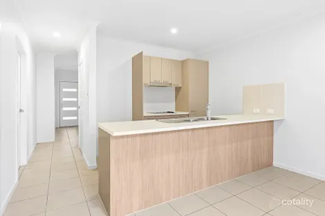 89 Napier Cct, Silkstone, QLD 4304