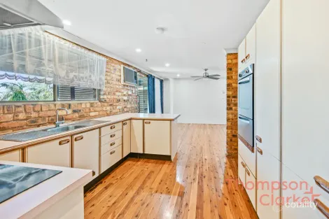 Property photo of 3 Park View Crescent McDougalls Hill NSW 2330