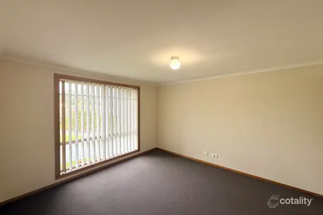 Property photo of 14/6B Hatfield Drive Drouin VIC 3818