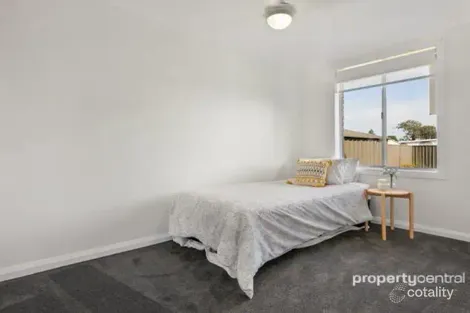 Property photo of 28 Stoke Crescent South Penrith NSW 2750