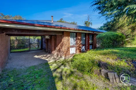 Property photo of 3 Outlook Drive Berwick VIC 3806