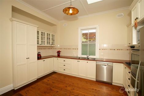 Property photo of 15 Murray Street Wagga Wagga NSW 2650