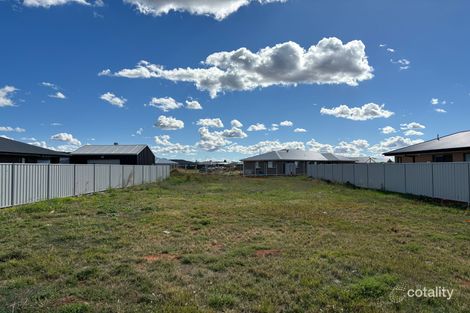 Property photo of 25 Piper Circuit Griffith NSW 2680