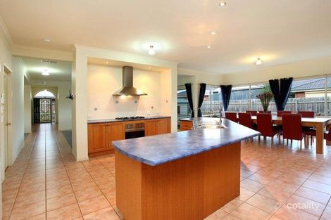 Property photo of 15 Riversdale Drive Werribee VIC 3030