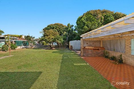 Property photo of 137 Esplanade Golden Beach QLD 4551