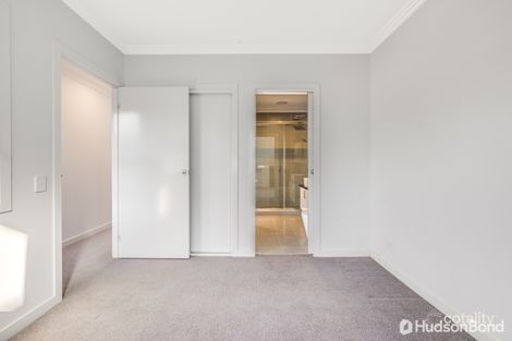 Property photo of 7/450 Doncaster Road Doncaster VIC 3108