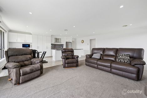 Property photo of 8 Aloe Vera Place Orange NSW 2800