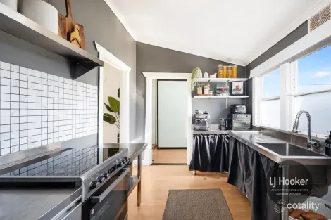 Property photo of 21 The Esplanade Guildford NSW 2161