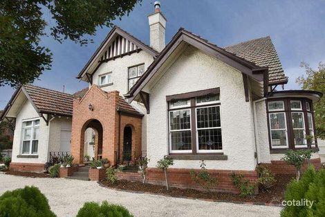 Property photo of 227 Cotham Road Kew VIC 3101