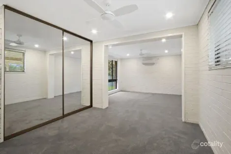 Property photo of 1 Nightingale Square Glossodia NSW 2756