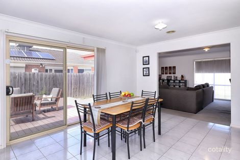 Property photo of 26 Emerald Circuit Craigieburn VIC 3064