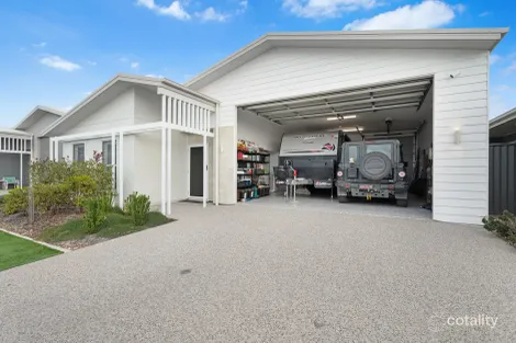Property photo of 5 Serenity Drive Eli Waters QLD 4655