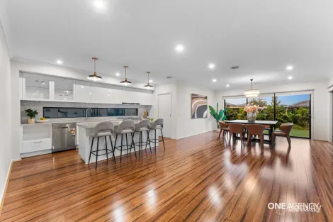 Property photo of 21 Rivington Road Point Cook VIC 3030