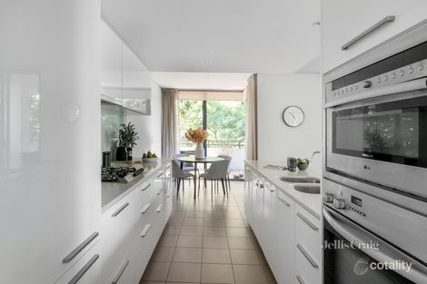 Property photo of 102/55 Chaucer Crescent Canterbury VIC 3126