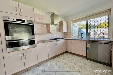 Property photo of 6 Cobourg Place Bow Bowing NSW 2566