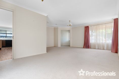 Property photo of 31 Halfpenny Drive Kelso NSW 2795