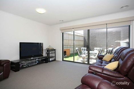 Property photo of 9 Edgbaston Way Mulgrave VIC 3170